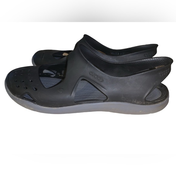 CROCS Sandals The Swiftwater Wave Slip On Water Shoe Black Size 6 - Picture 3 of 6